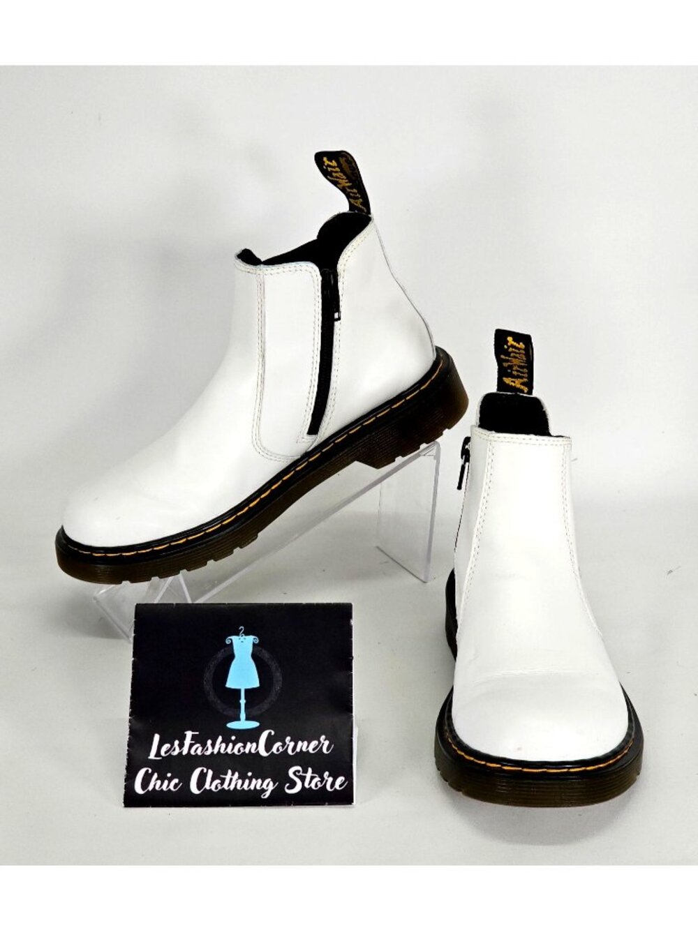 Dr. Martens  Big Kid's White Leather Chelsea Boots Size 4 J 117